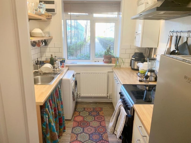 Room Hartington Road in Greater London