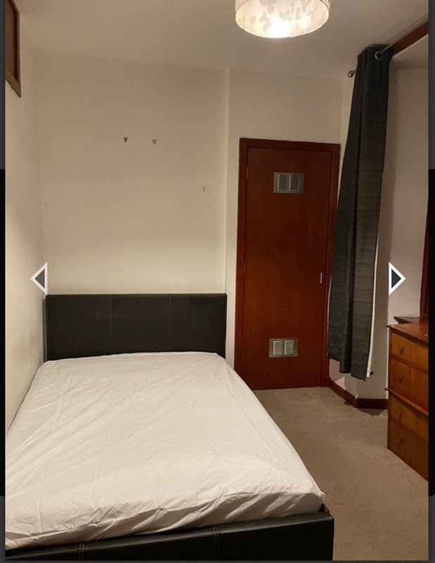 Room Exeter Lane in Glasgow