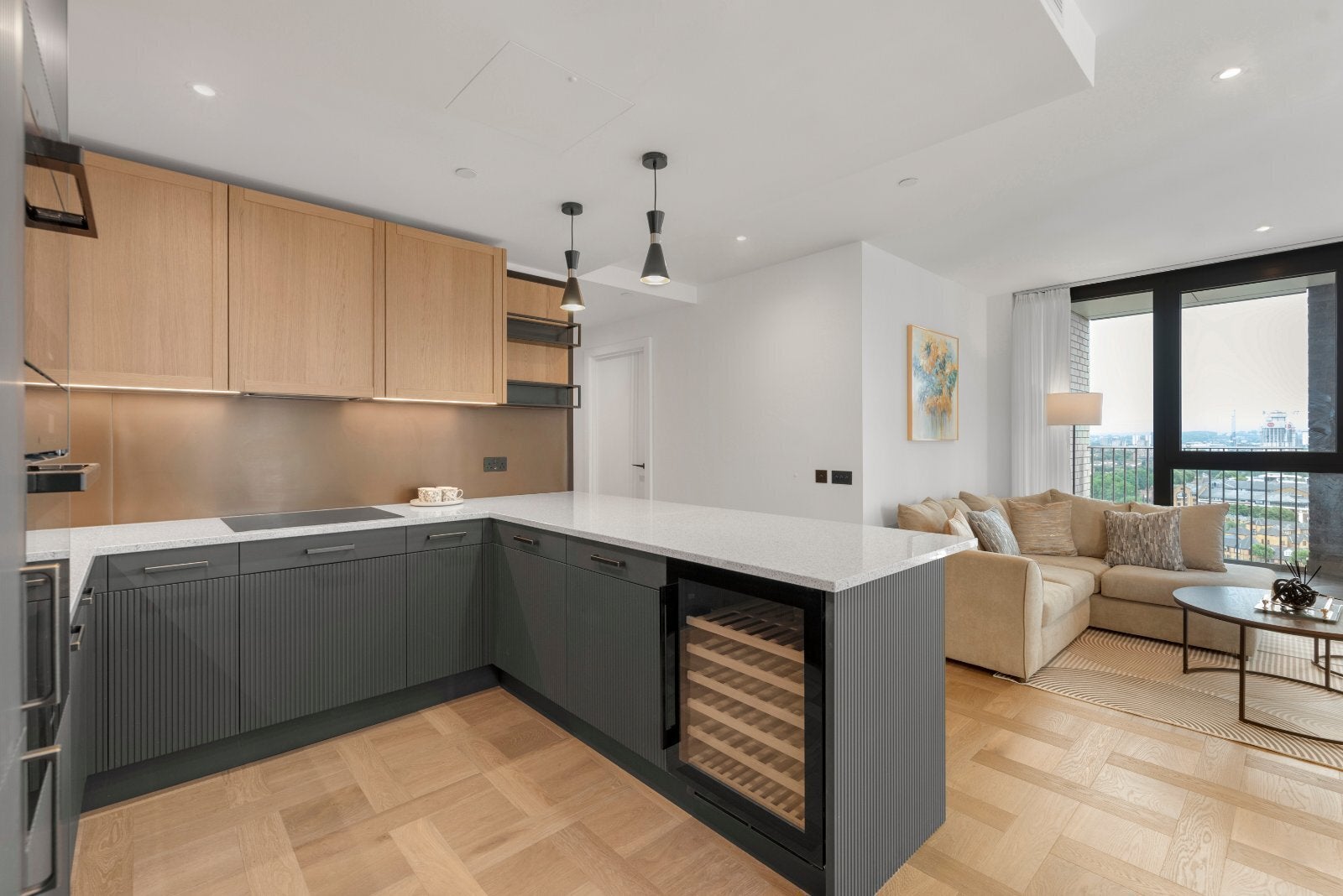 Flat Prusom Street in Greater London
