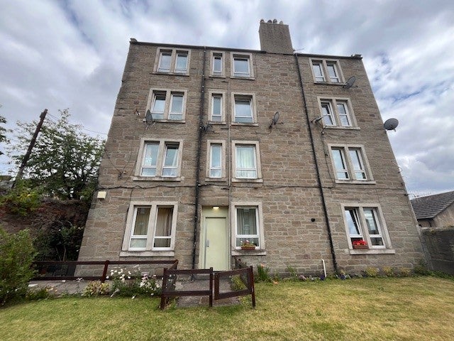 Flat Hilltown in Dundee