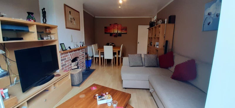 Room Ganley Road in Greater London