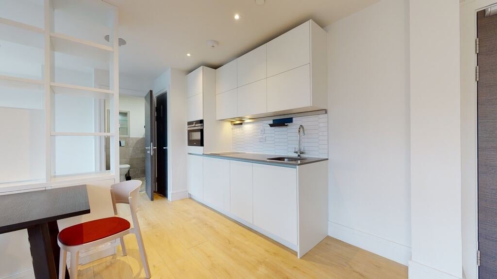 Flat Humphry Repton Lane in Greater London