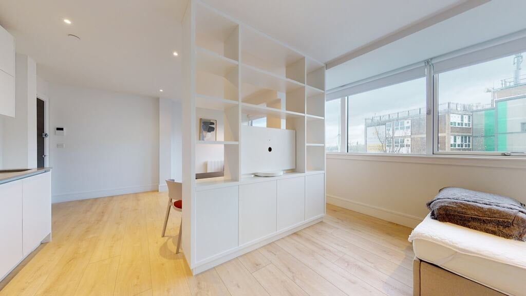 Flat Humphry Repton Lane in Greater London