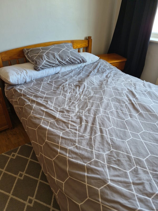Room Claremont Road in Tamworth