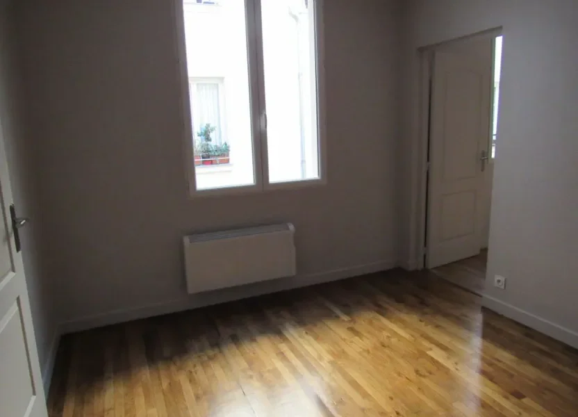 Flat Rue du Faubourg Saint-Denis in Paris