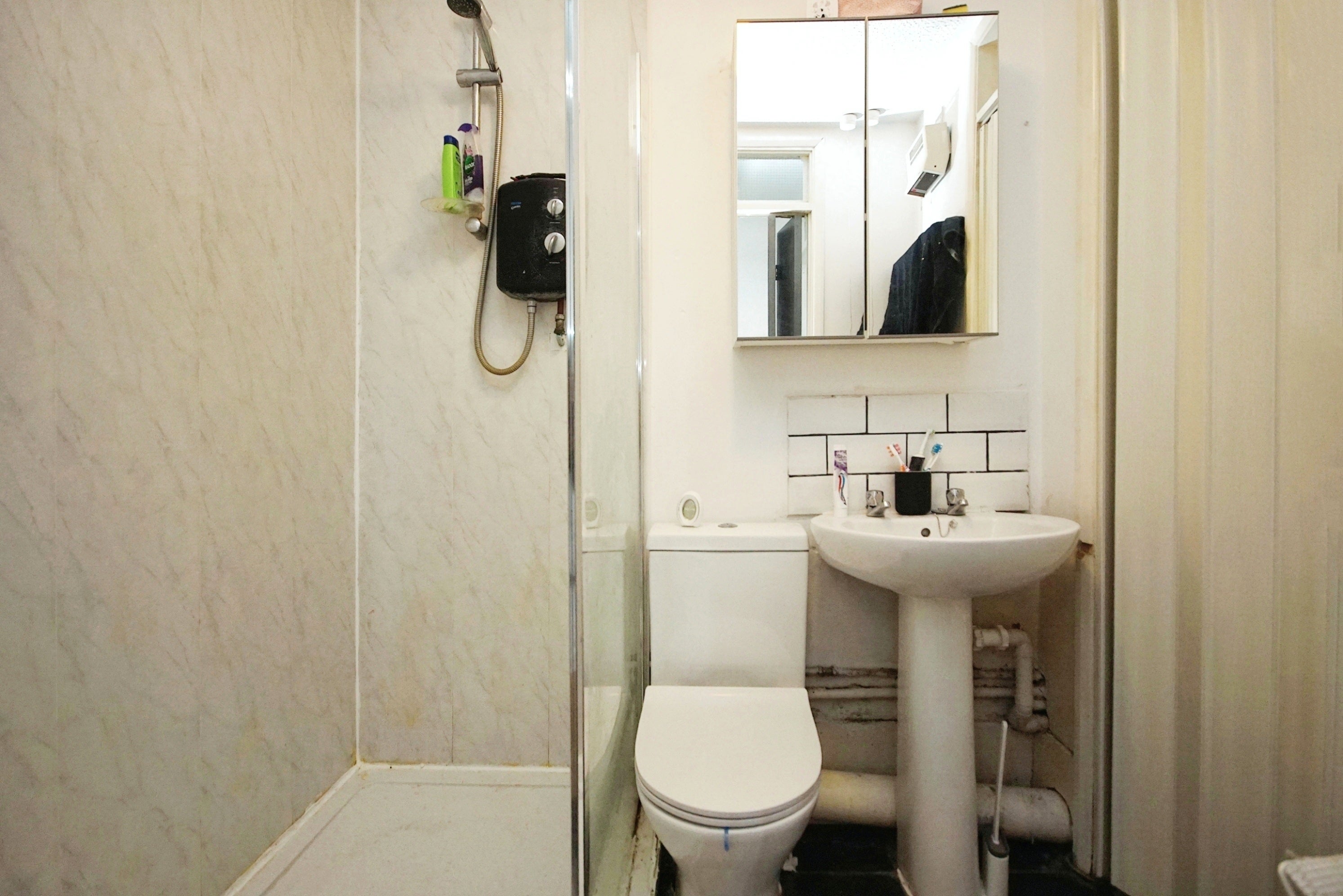 Flat Palmers Leaze in Bristol