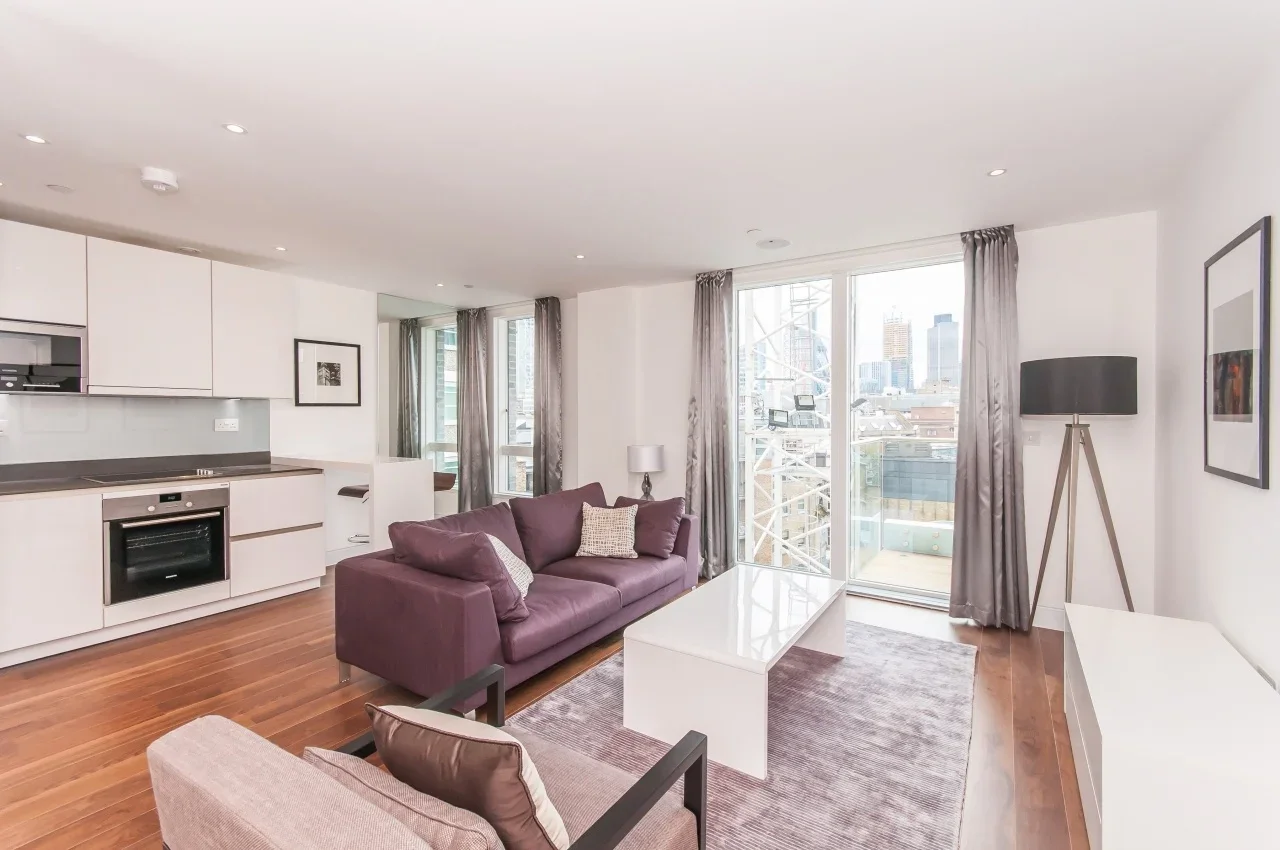 Flat Leonard Street in Greater London