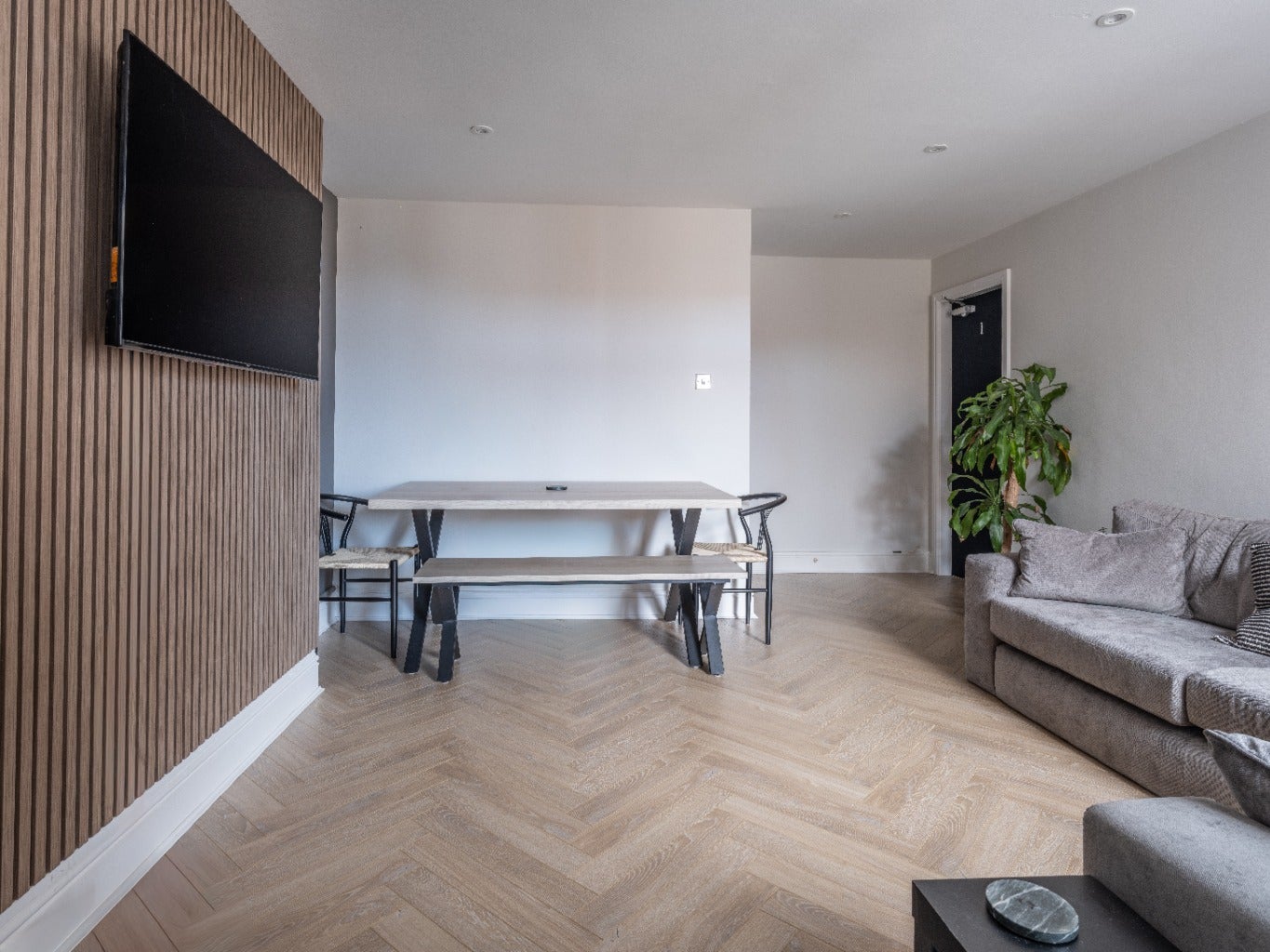 Flat Kelvin Grove in Newcastle upon Tyne