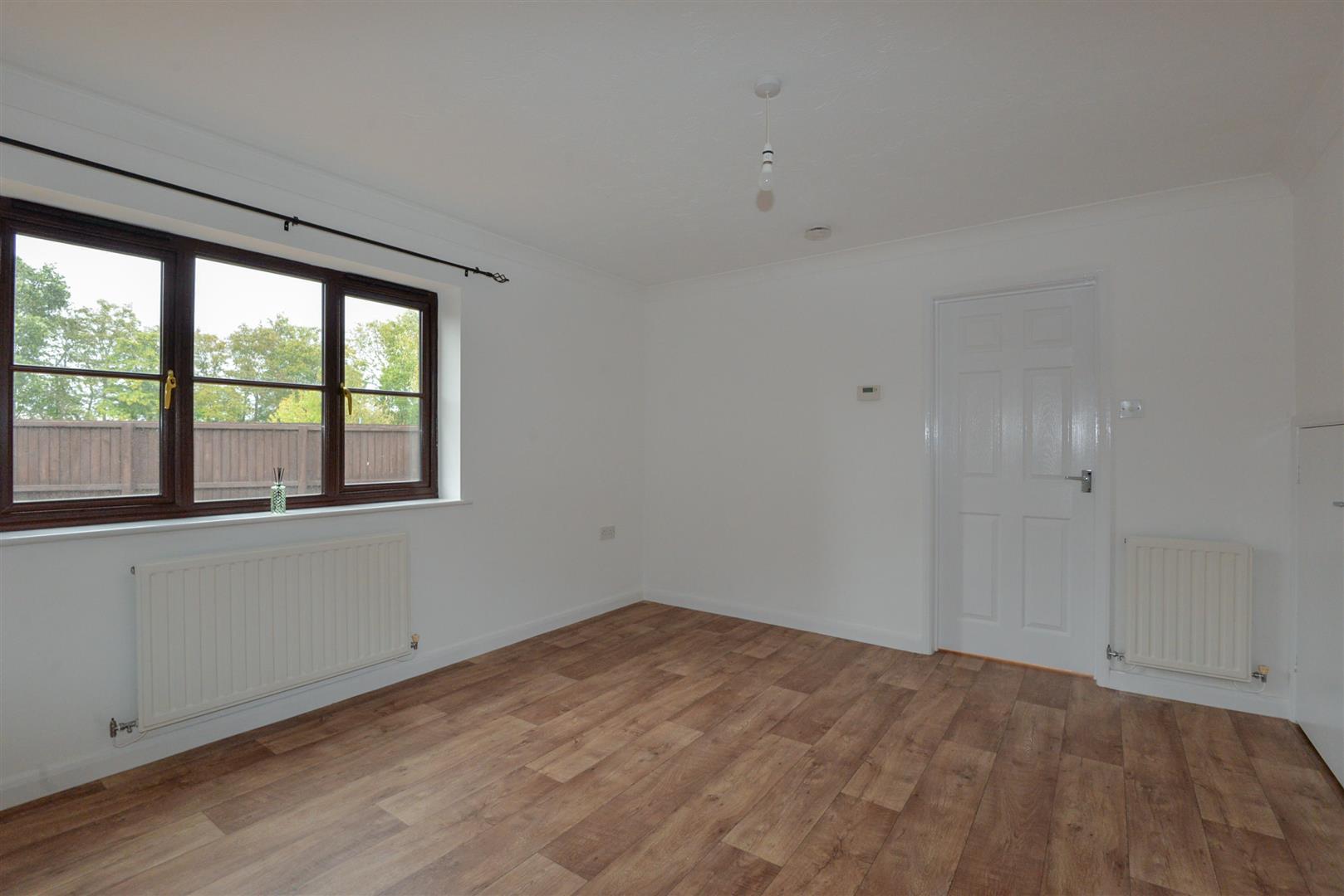 House Gooch Close in Bridgwater