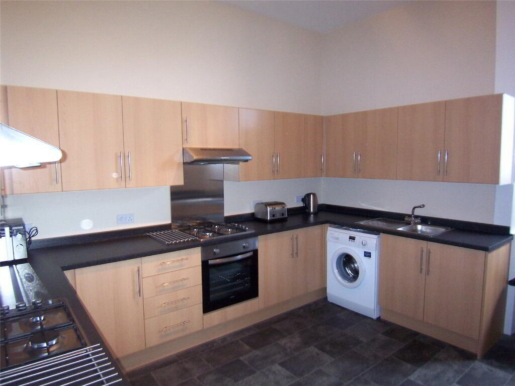 Flat New Mart Road in City of Edinburgh