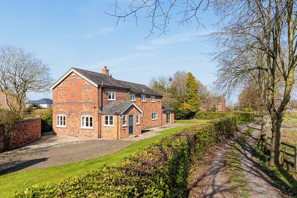 House Twemlow Lane in Cranage
