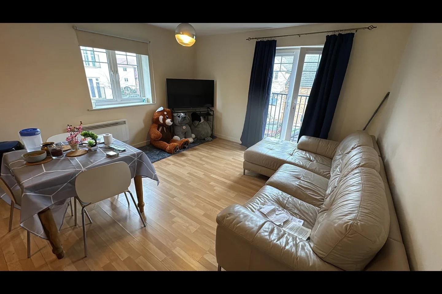 Room Schoolgate Drive in Greater London