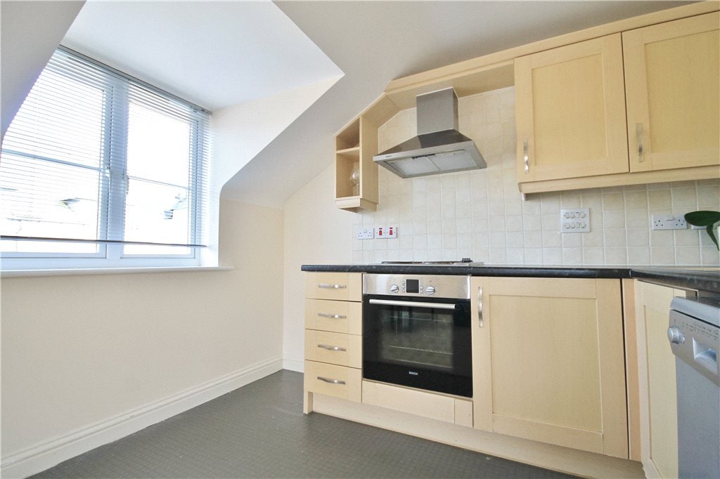 Flat Tudor Way in Woking