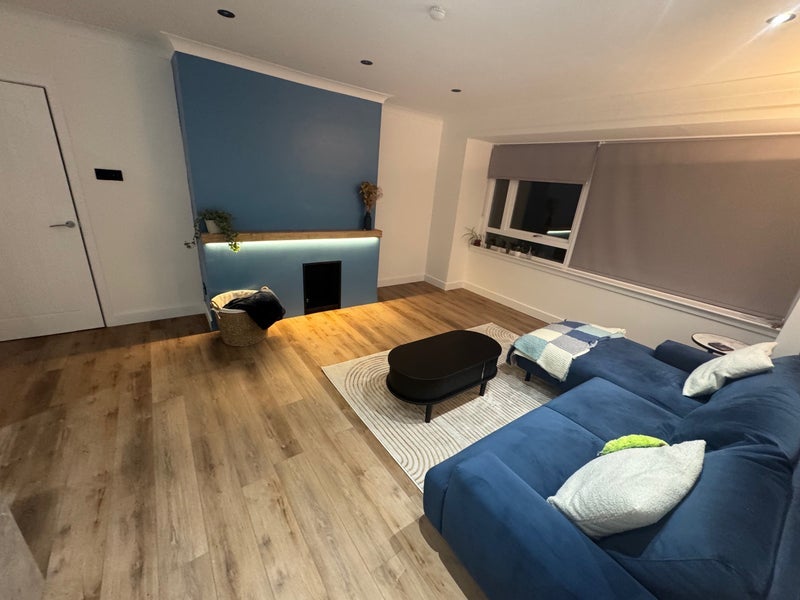Room Cleveden Place in Glasgow