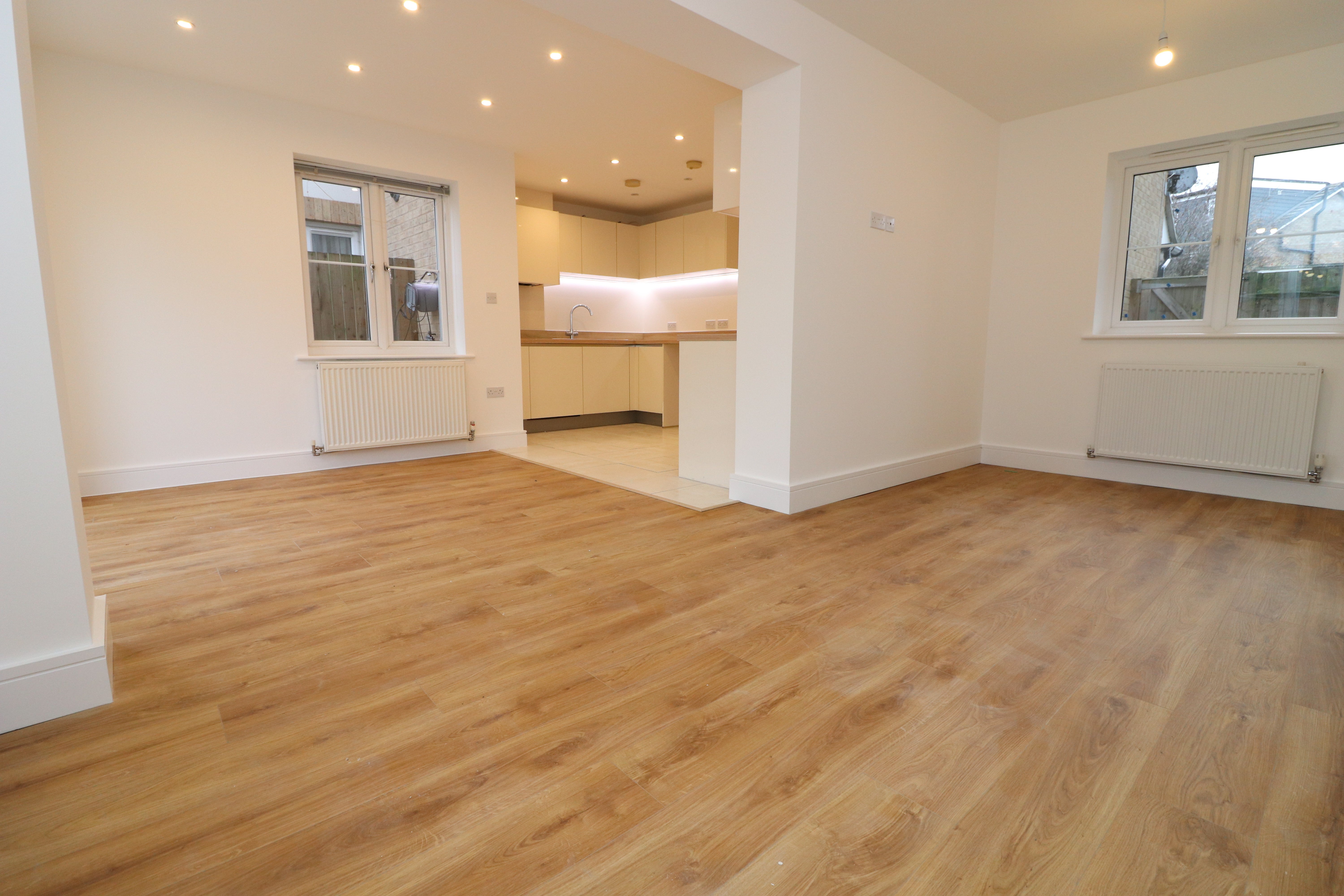Flat Rainsford Road in Chelmsford