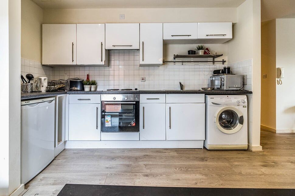 Flat Ordsall Lane in Salford