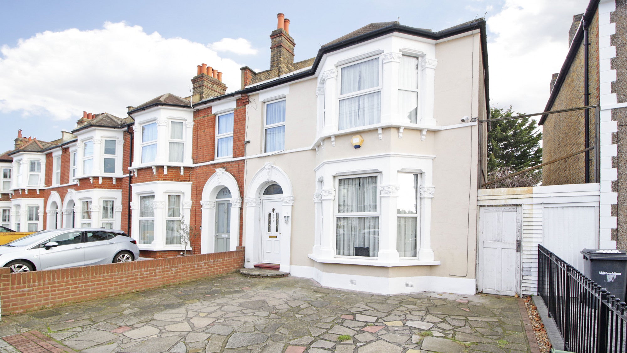 House Ardgowan Road in Greater London