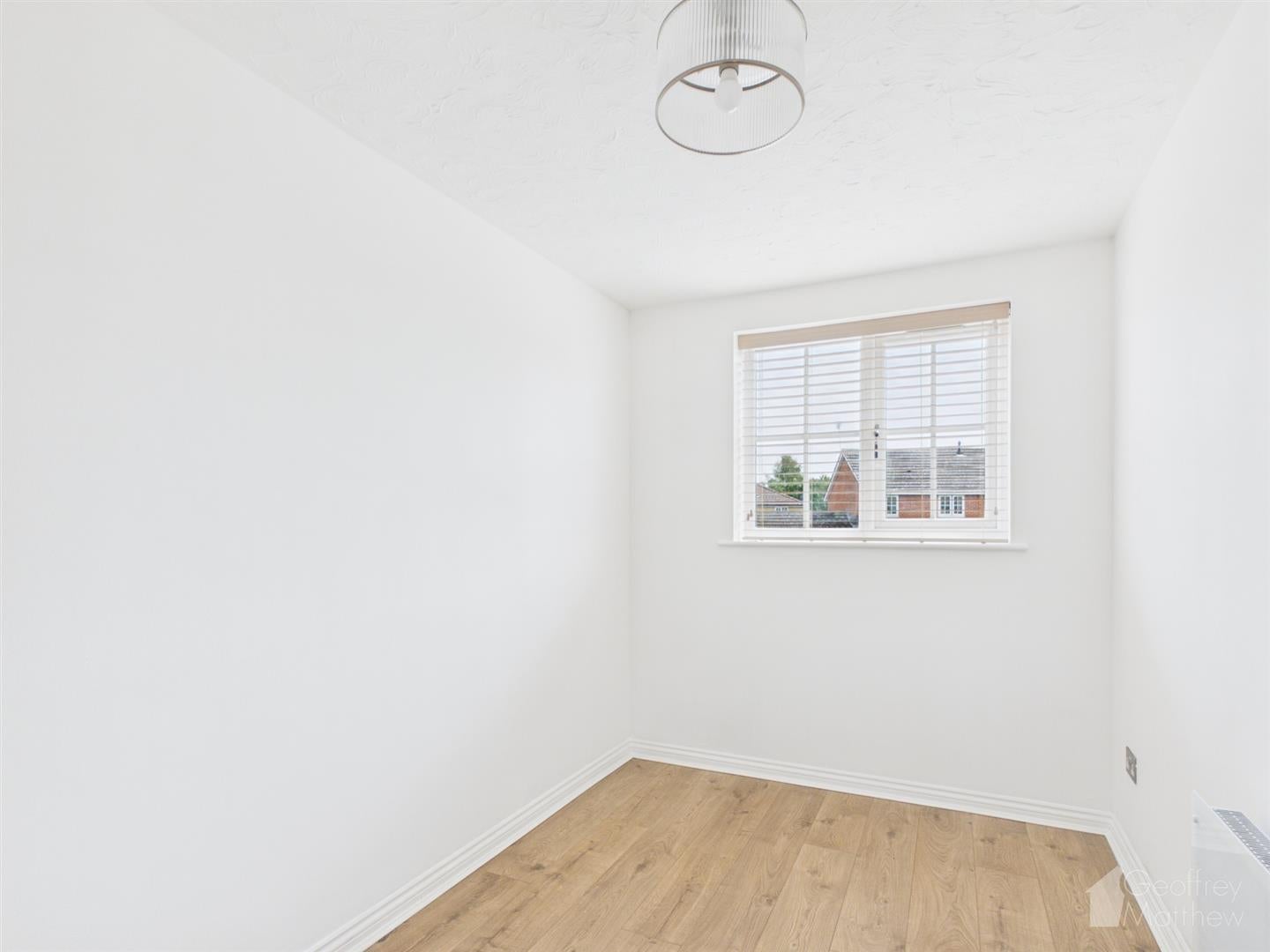 Flat Hadley Grange in Harlow