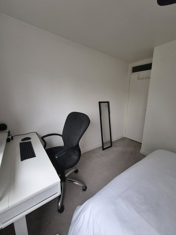 Room Bartholomew Close in Greater London