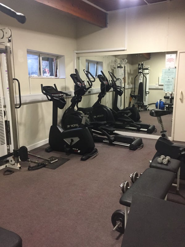Room Grant Road in Greater London