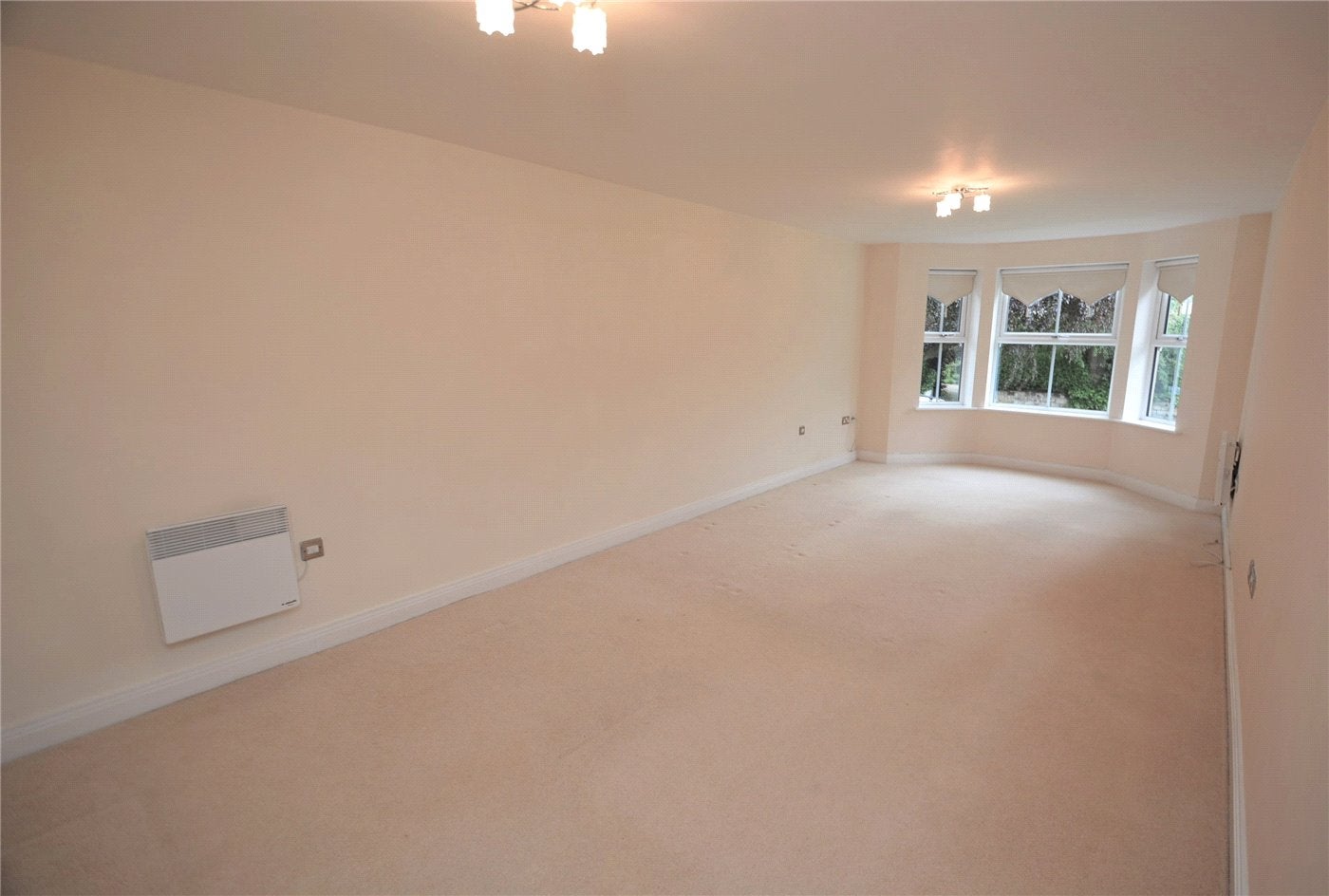 Flat Kingsmead Road South in Oxton