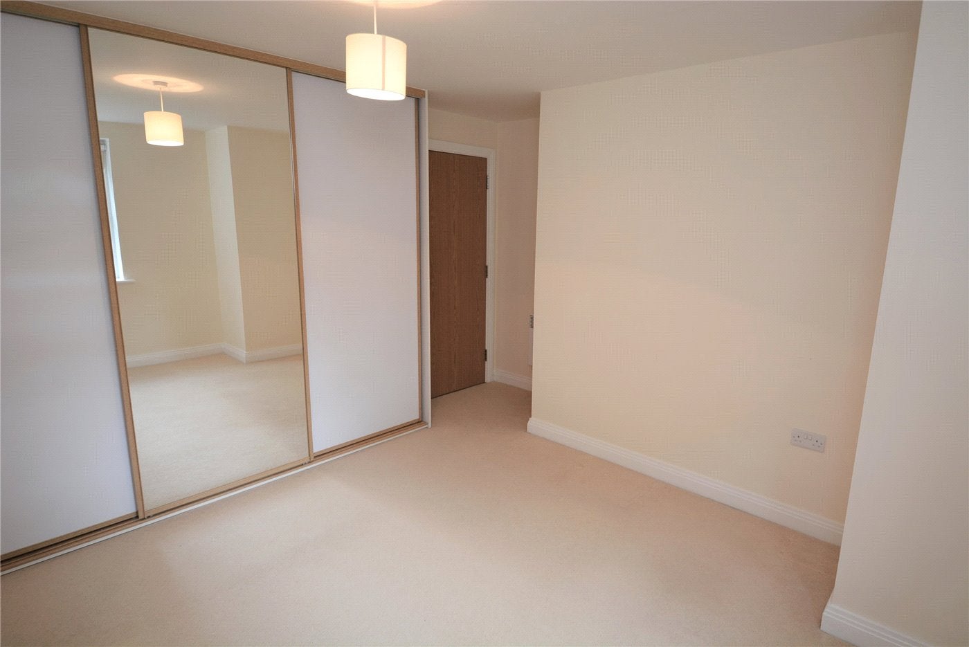 Flat Kingsmead Road South in Oxton