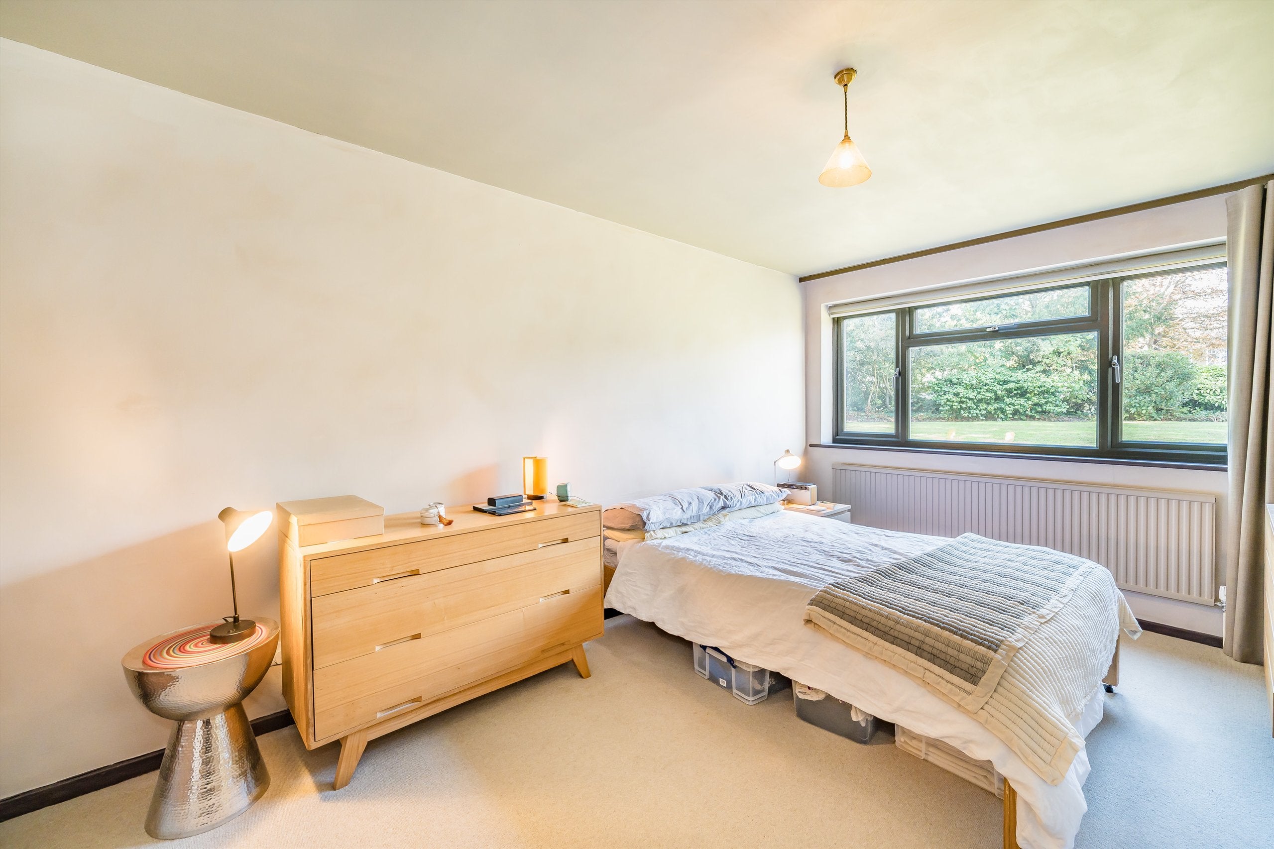 Flat Leigham Court Road in Greater London