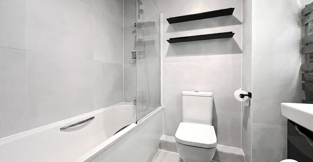 Flat Old Bexley Lane in Dartford