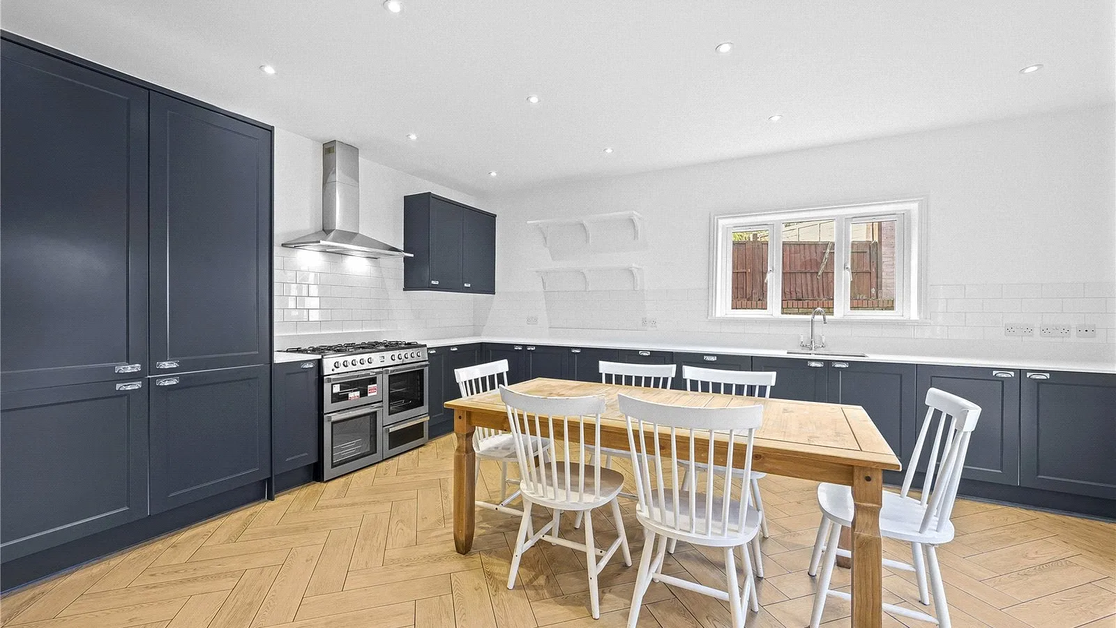 House St Albans Crescent in Greater London