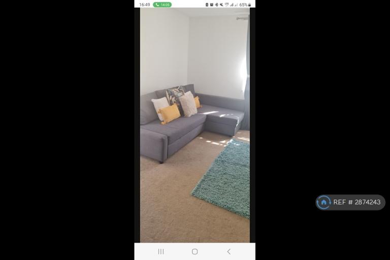 Room Moulsecoomb Way in Brighton
