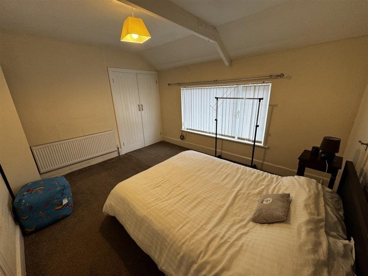 Flat Claypath in Durham