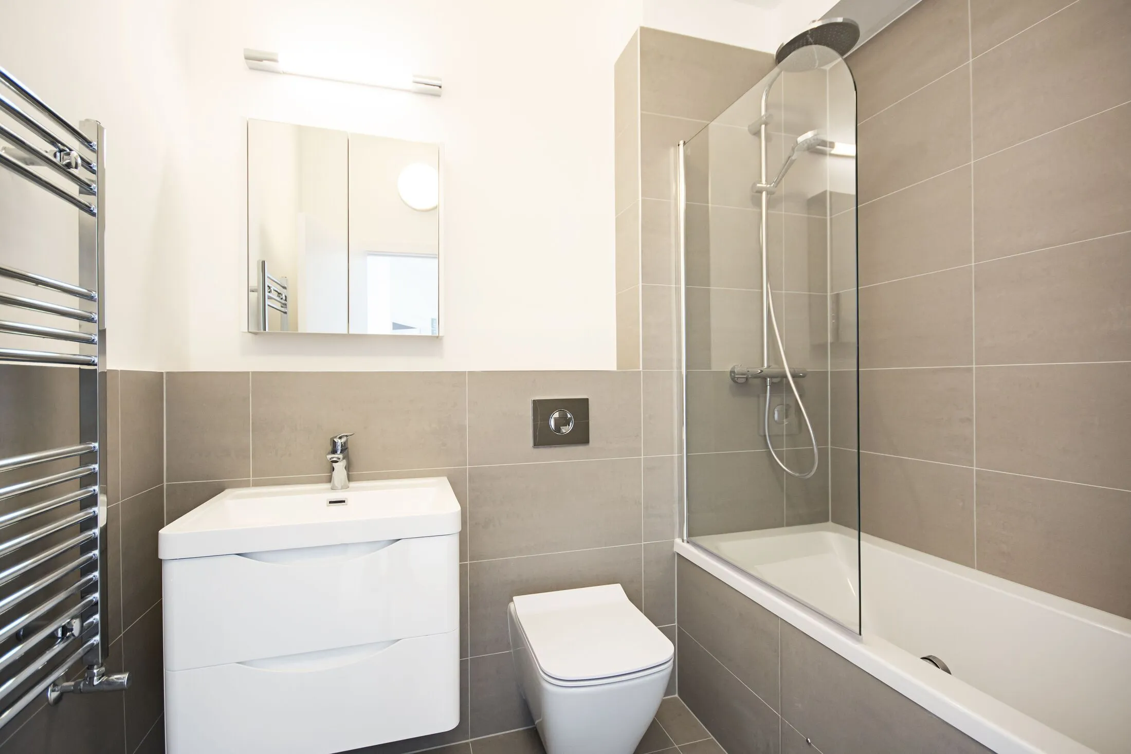 Flat Tyssen Street in Greater London