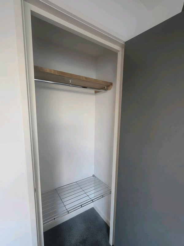 Room Weald Drive in Crawley
