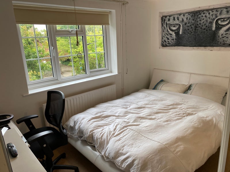 Room Ninnings Road in Chalfont St Peter