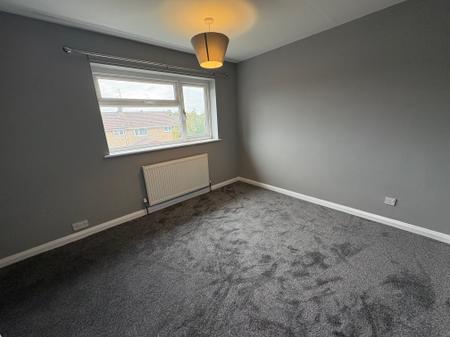 House Shoreham Court in Corby
