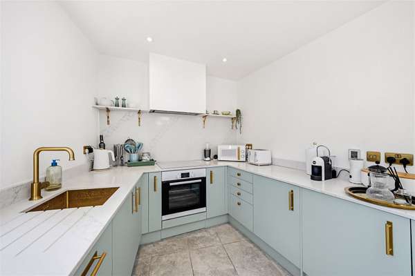 House Pindock Mews in City of Westminster