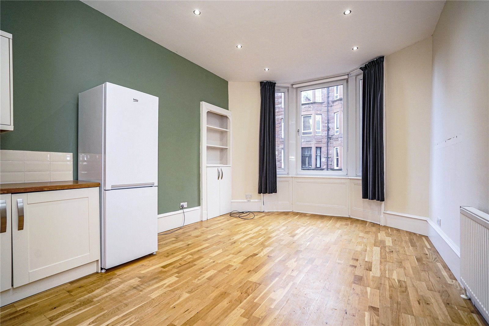 Flat Cartside Street in Glasgow