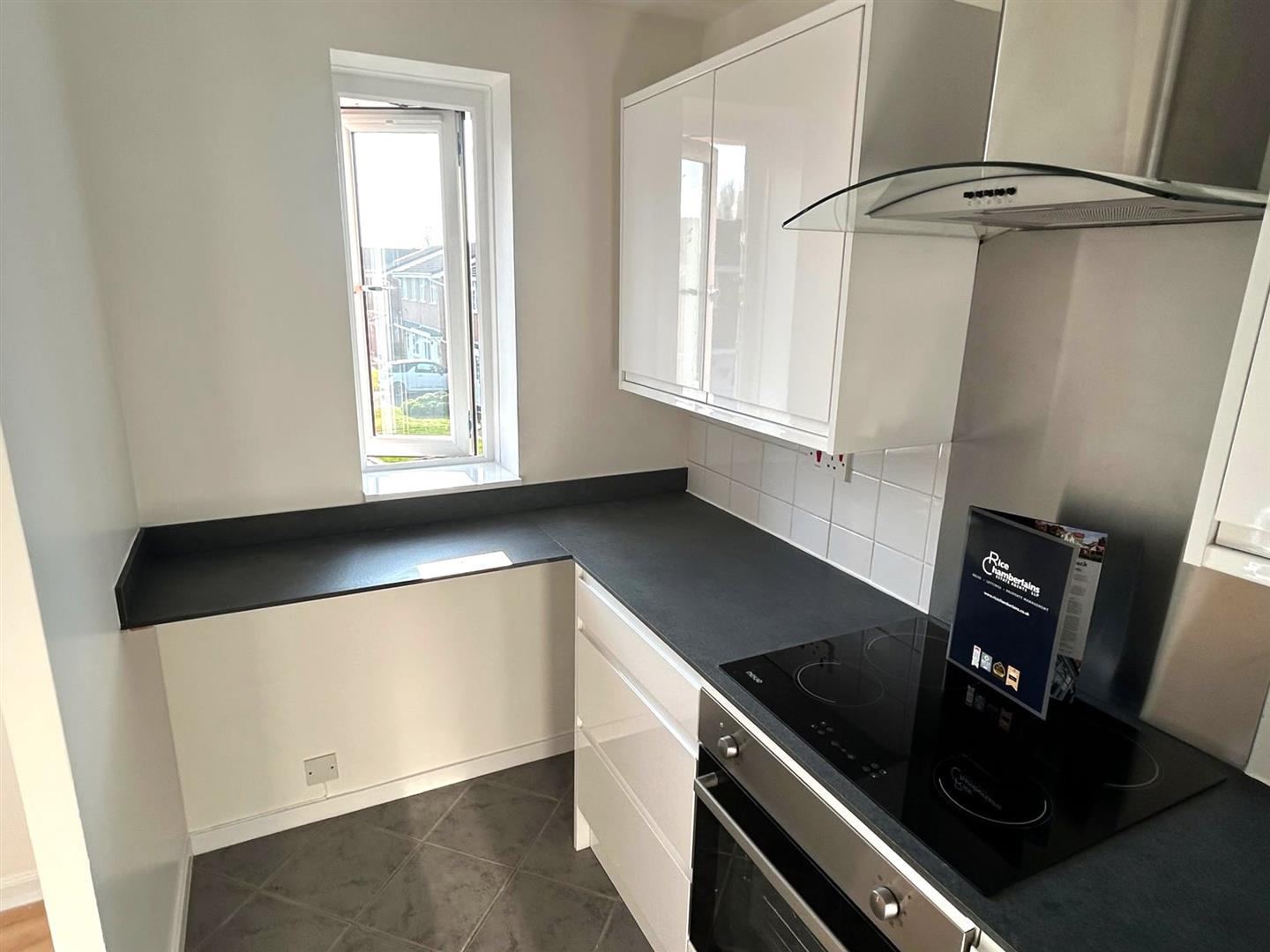 Flat Hawkes Close in Birmingham
