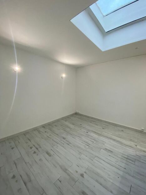 Appartement Place Drouet d'Erlon à Reims