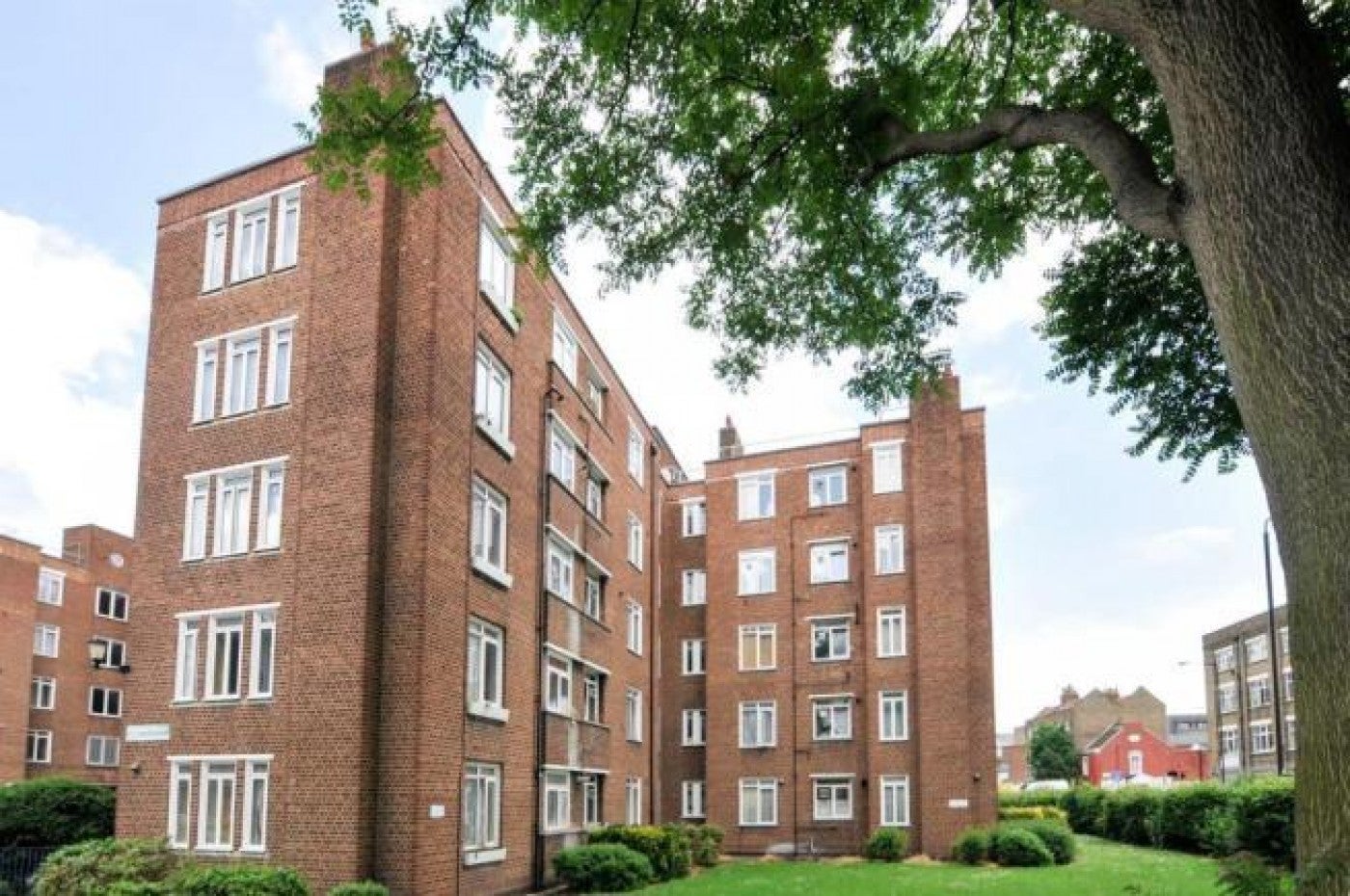 Flat Homerton High Street in Greater London