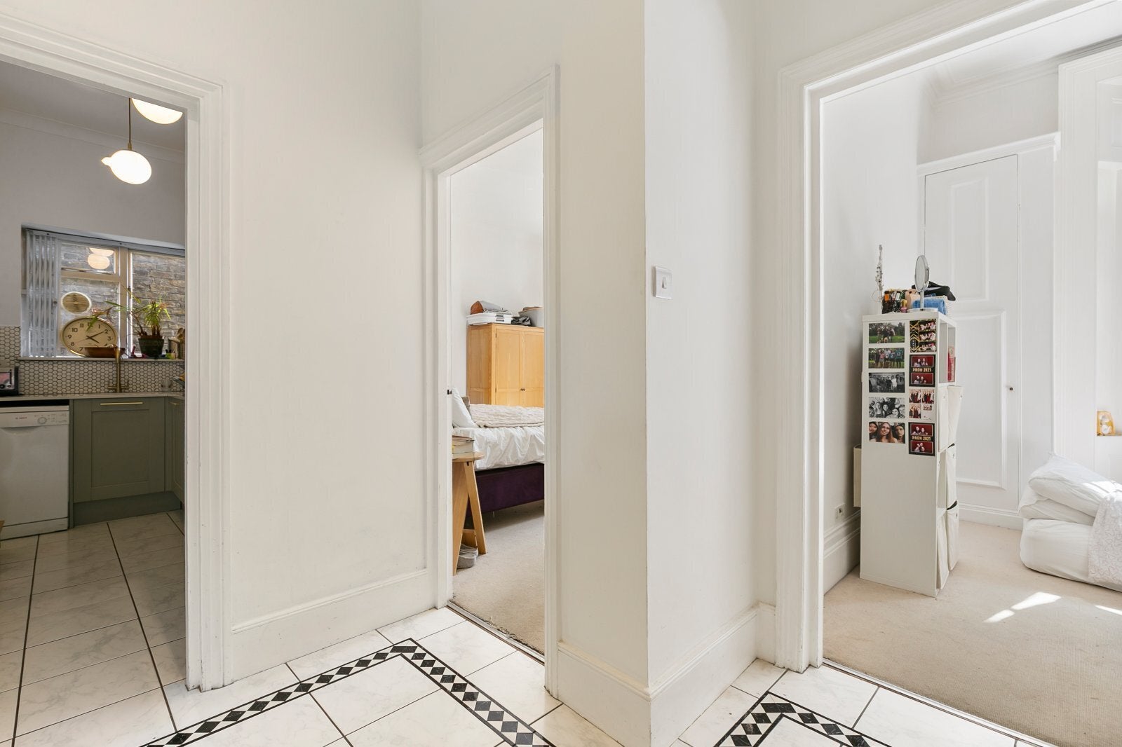 Flat Mount Ararat Road in Greater London