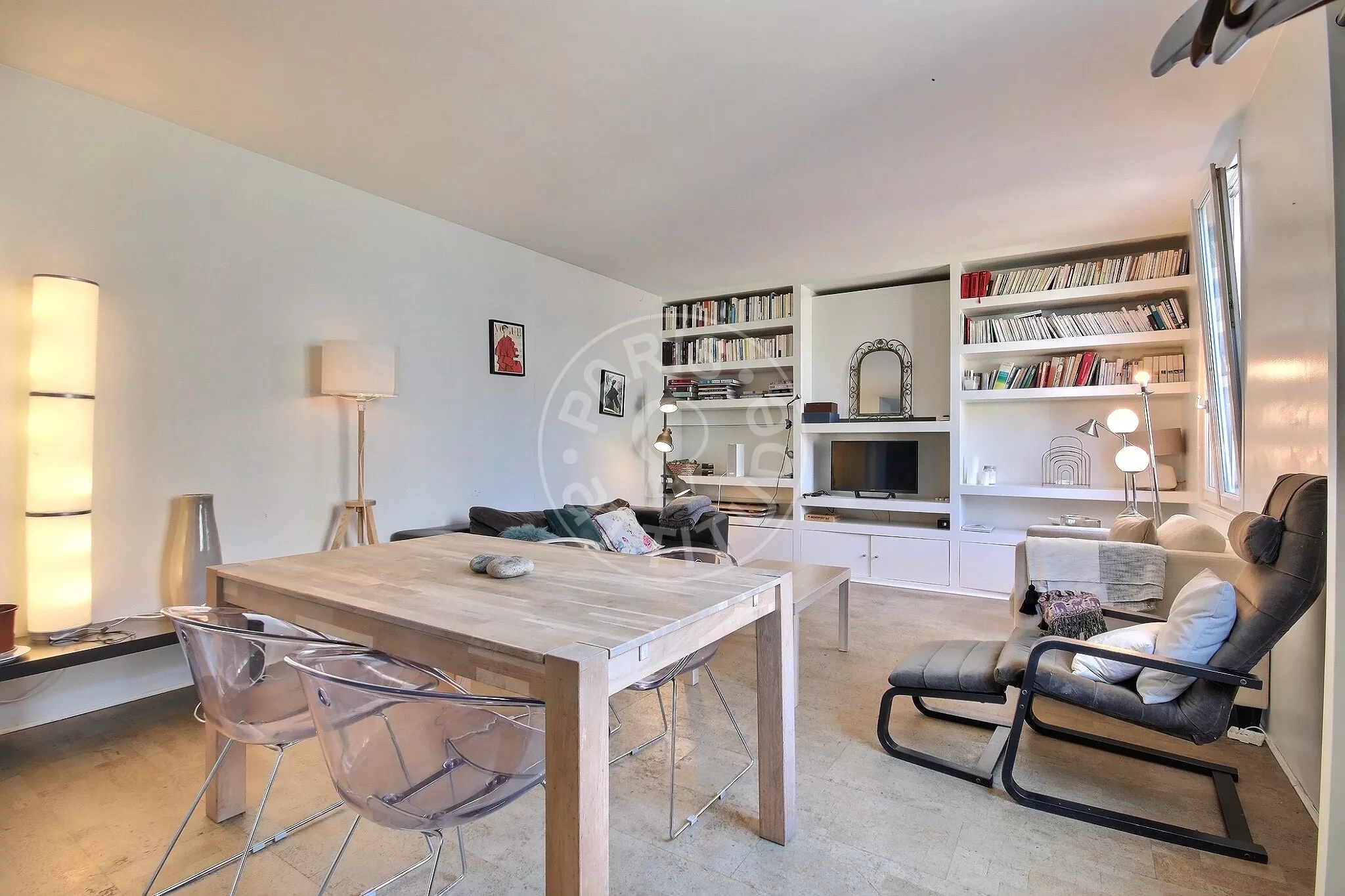 Appartement Rue de la Roquette à Paris