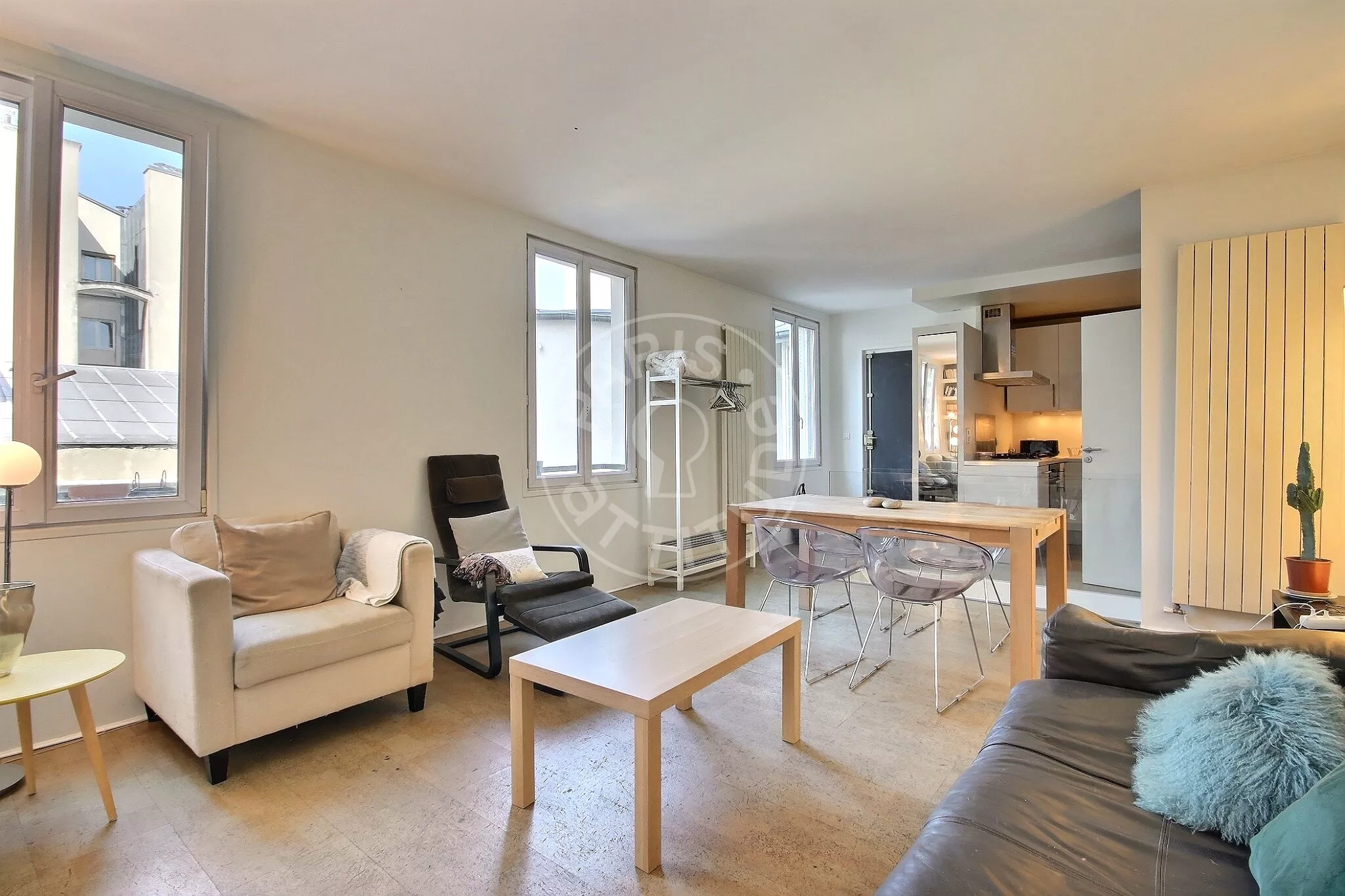 Flat Rue de la Roquette in Paris