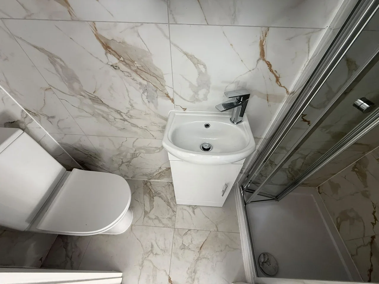 Room Uxbridge Road in Greater London