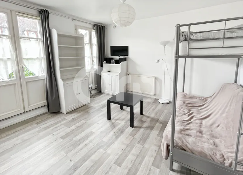 Flat Rue Anne-Marie Javouhey in Senlis