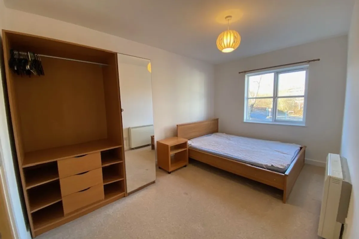 Flat Heol Pontprennau in Cardiff