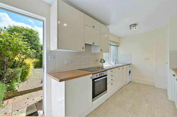 House Leaf Close in Greater London