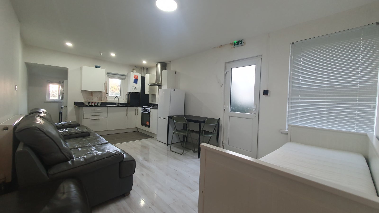 Flat Miskin Street in Cardiff