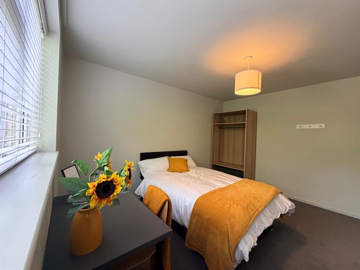 Flat Sycamore Court in Nottingham