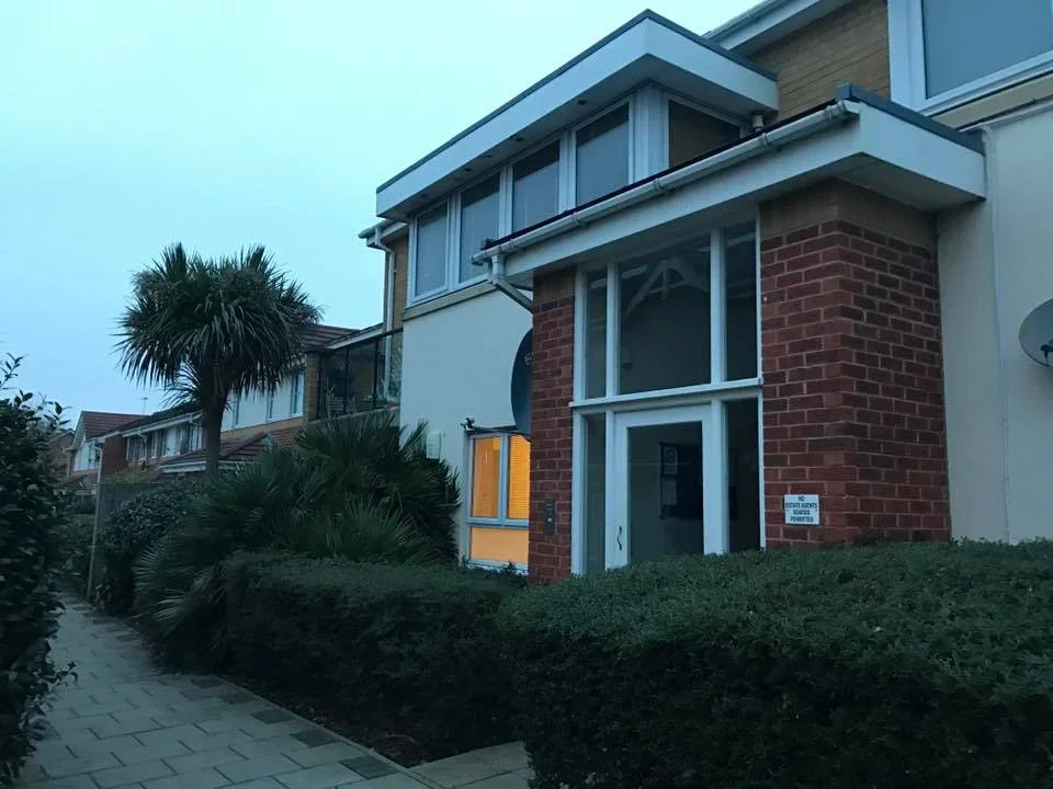 Flat Pier Way in Greater London